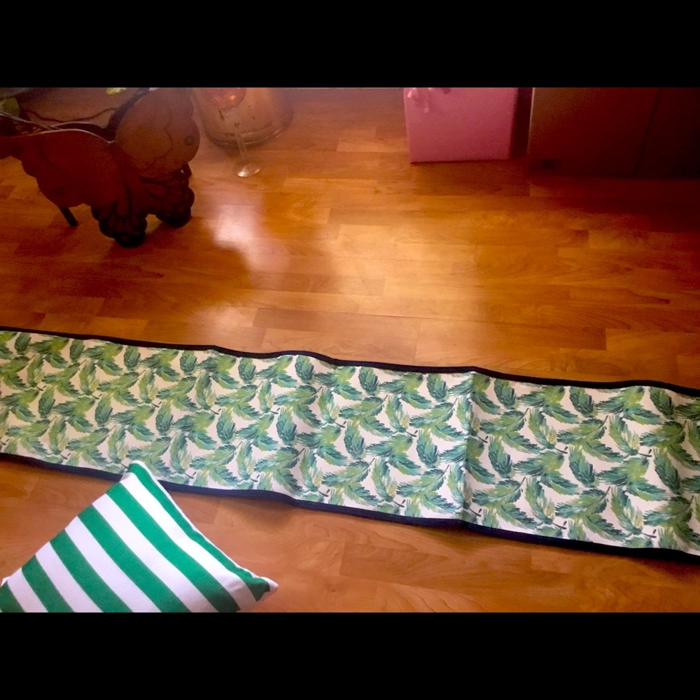 Table Runner